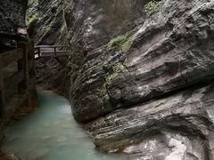-龙水峡地缝景区