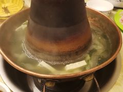 -洞庭洲·防空洞火锅·铜锅涮肉·烧烤(新百广场店)