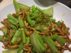 -京味斋·北京烤鸭(北京南站洋桥店)