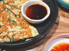 海鲜葱饼-明洞阿姨·韩式酱蟹烤肉·创意料理(三元桥店)