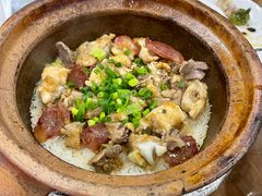 鸡肉腊肠煲仔饭-红星光发煲仔饭(大石街店)