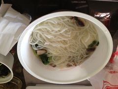 鱼丸米线-必胜客(磁器口店)