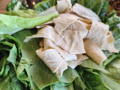 -三文彩虹鳟鱼庄