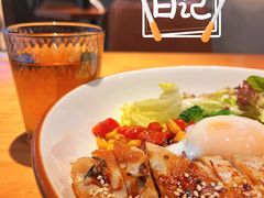 -POKEE VIA&Brunch·维娅(重庆来福士店)