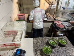 -正宗杨记普洱酸醋米线(总店)