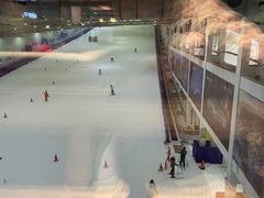 -乔波室内滑雪场