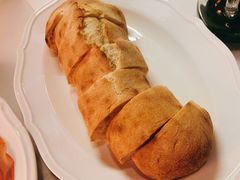 餐前面包-Fiume福弥意大利餐厅