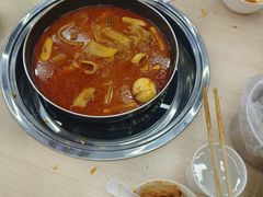 -三清洞摩西韩式年糕火锅(威高广场店)