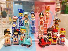 -泡泡玛特POPMART(上海环球港店)