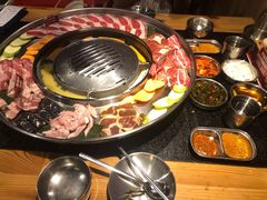 -哈哈碳都·牛肋条无限自助烤肉(宝龙店)