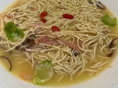-桂满陇·手作小笼包&江南叫花鸡(中山公园店)