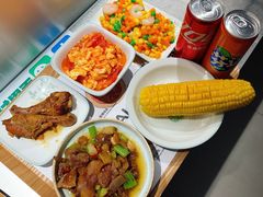 -老乡鸡(上海白玉兰广场店)