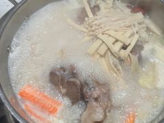-三人行骨头王火锅(长寿店)