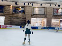 -冠军冰场(环球中心店)