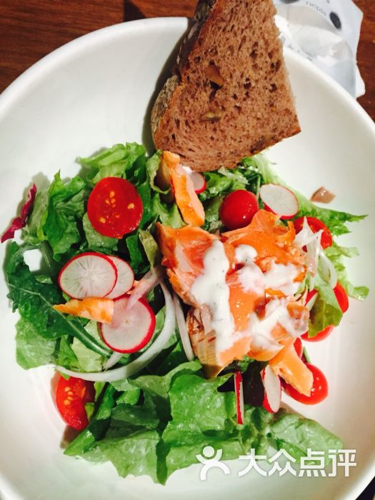 wagas沃歌斯(金桥国际广场店)烤三文鱼沙拉图片 - 第1187张