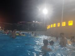 -汤山欢乐水世界