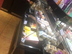 -好利来(彩香店)