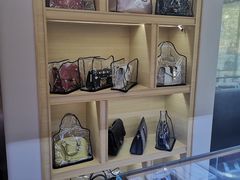 -沐渔二手奢侈品黄金手表包包回收·中古店(广州塔店)