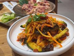 -青瓦餐厅·生鱼片·韩园烤肉(西塔店)