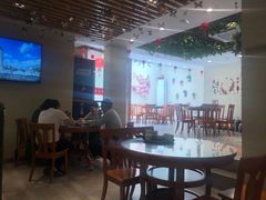 大堂-丹江口渔村·湘味厨房(桃园店)
