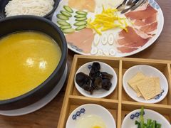 -桥香园云南过桥米线(红龙井店)