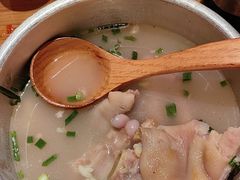 -周小波重庆小面·重庆名小吃(邹容路店)