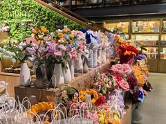 -半山书局(新世纪商城店)