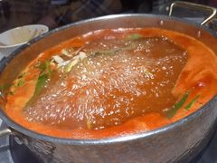 -野山舂·贵州现舂酸汤牛肉(民生路店)