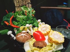 -捞王锅物料理(上海世茂广场店)