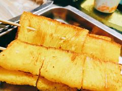 -茸梅路右拐龙虾-农家菜(松江店)