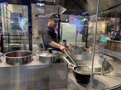 自助取餐区-自黑豆夫·臭豆腐夹馍(四海唐人街店)