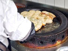 -黄阿姨锅贴大王(万航渡路店)