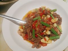 -佬麻雀·新湘菜(东方宝泰店)