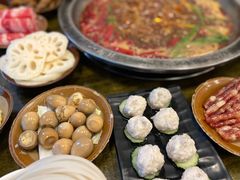 -黄潇洒老火锅(九眼桥宏济巷店)