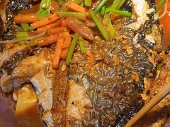 -鸣记脆皮烤鱼·海鲜烤鱼(三八广场店)
