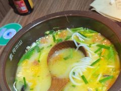-良米山·云南野生菌过桥米线(上海首店)