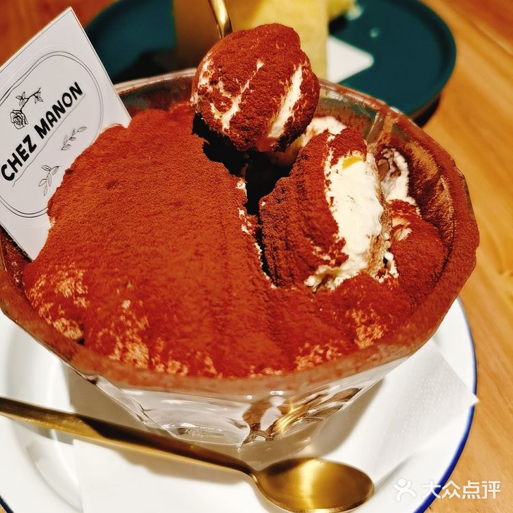 红酒🍷，美女，感受惬意的法式浪漫～