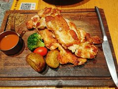 现烤鸡趴配薯菜-森Some Fusion(荔湾店)