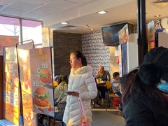 -麦当劳(欢乐谷店)