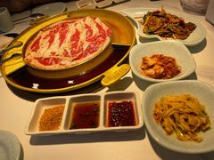 -猪啊牛呀羊啊铜盘烤肉(正大广场店)