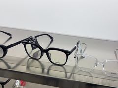 -视野联行眼镜·蔡司·尼康战略合作店(城西银泰店)