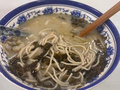 -明呈黄鱼面馆(斜土路店)
