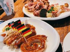 -1886德国汽车餐厅(外滩十六铺码头店)