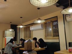 大堂-八婆婆烧仙草(曾厝垵店)
