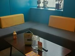 -荒岛实景沉浸密室(江汉路1店)