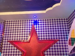 -路边边地标烧烤·川菜·小龙虾·音乐酒馆(良乡长虹店)