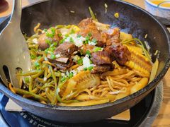 精选肋排焖面-金豆角砂锅焖面(安贞店)