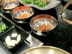 -臻牛烤肉