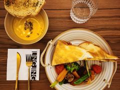 -玲婧胡同·生日蛋糕·餐厅(嘉里城店)