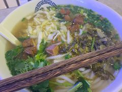 -黔大人·贵州花溪牛肉粉(宝能太古城店)